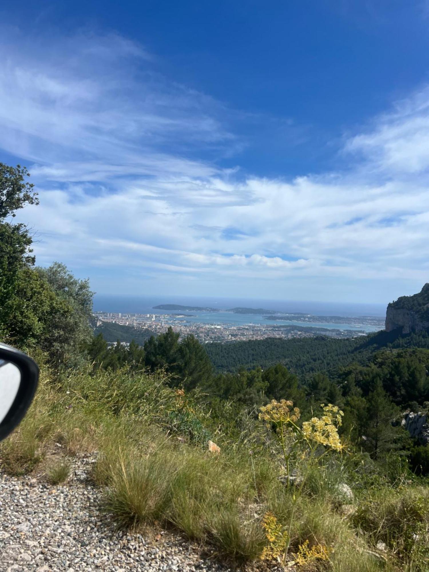 Villa Au Coeur De La Provence Evenos Exteriör bild